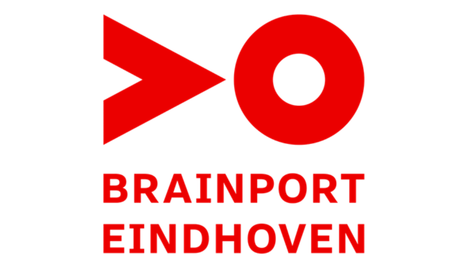 Meisje zittend op een bank voor kluisjes