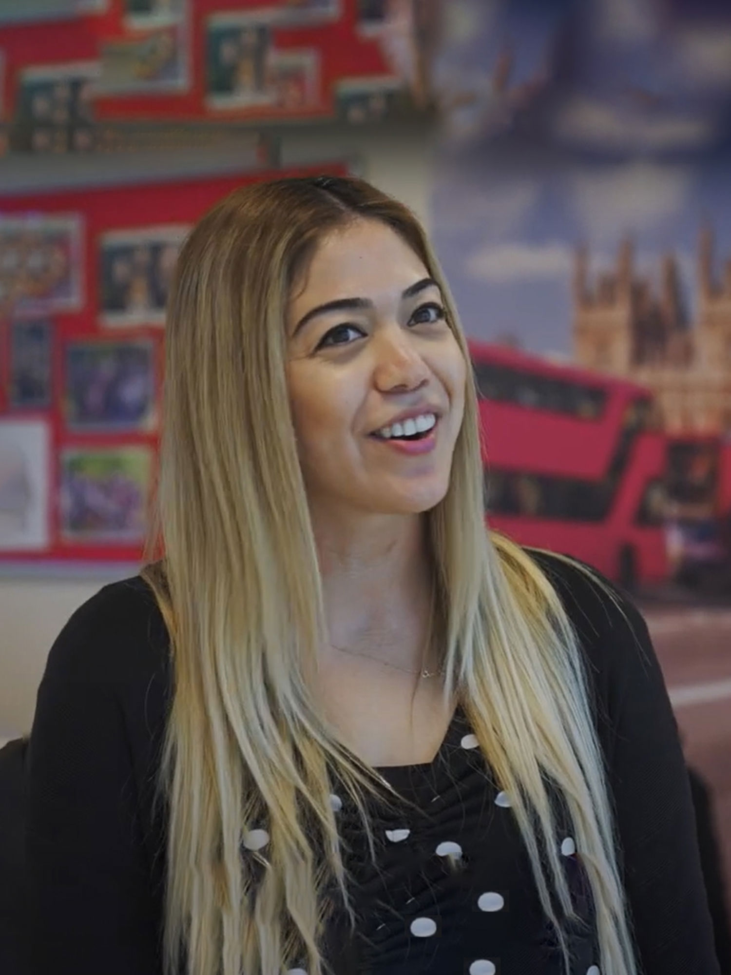 Mbo-studenten op het podium tijdens Skills The Finals 2025